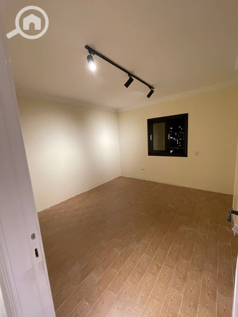 5 f681b774-aebb-4eac-95a0-4e99fbabf7f9. jpeg