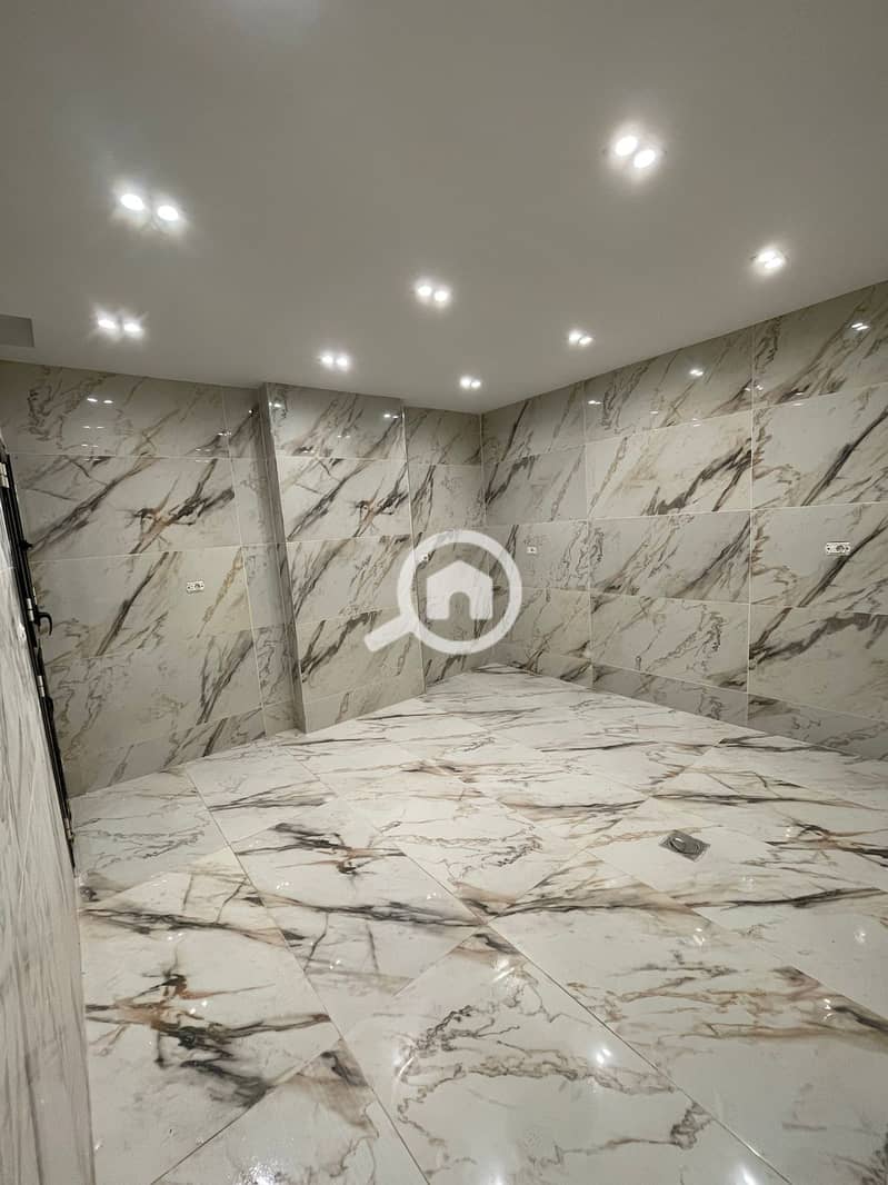 8 d7474770-41f6-4c68-8946-8e9634eb0903. jpeg