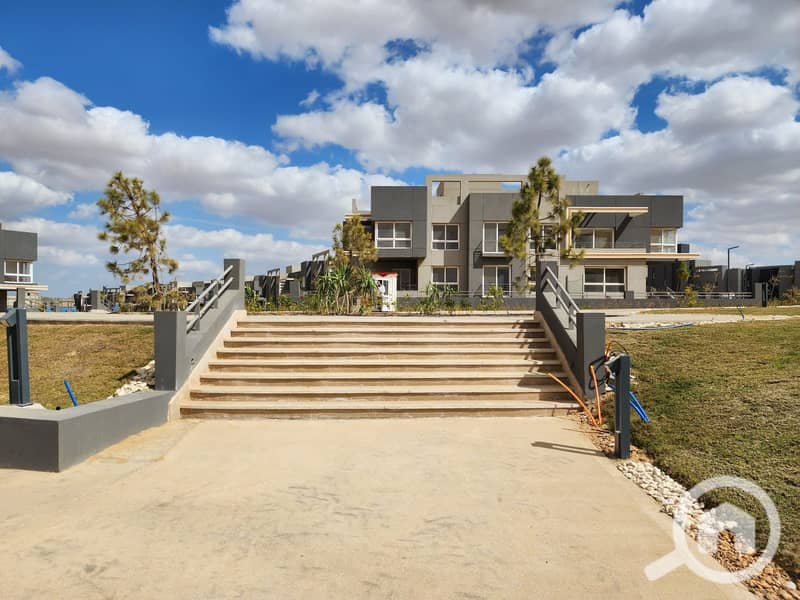 9 22ed3640-0795-4ee8-96df-2f30d738e2ad. jpg