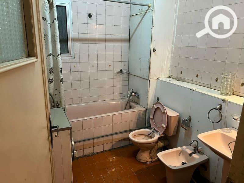 12 Messenger_creation_BCA07704-2214-40A4-8B7A-2D09617DDB61. jpeg