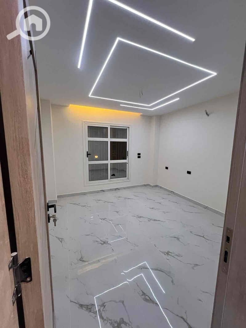 5 13fafc28-f268-464f-b1c8-d7dab6417154. jpg