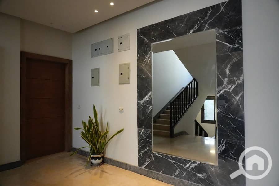 14 e414634c-ba58-4b26-a64f-08ba461893a3. jpeg