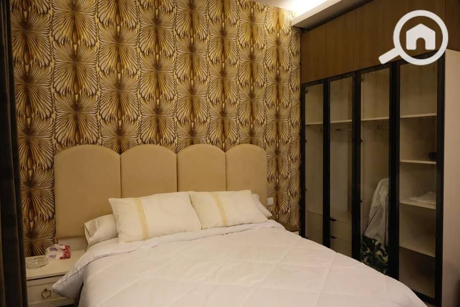 16 95d4465f-7a64-42dc-87f1-4fb40fb5e813. jpeg