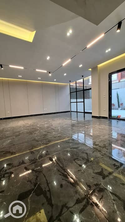 تاون هاوس 4 غرف نوم للبيع في الشيخ زايد، الجيزة - WhatsApp Image 2026-01-06 at 8.37. 56 PM. jpeg