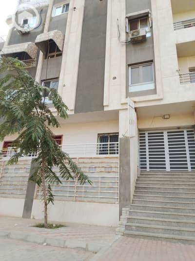 3 Bedroom Flat for Sale in Sheikh Zayed, Giza - 608860428_1225935632809730_4490915816718726211_n. jpg