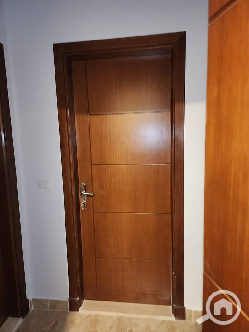 4 42dc8c8f-bb4b-4ef8-bdfd-9496c53c6f62. jpg