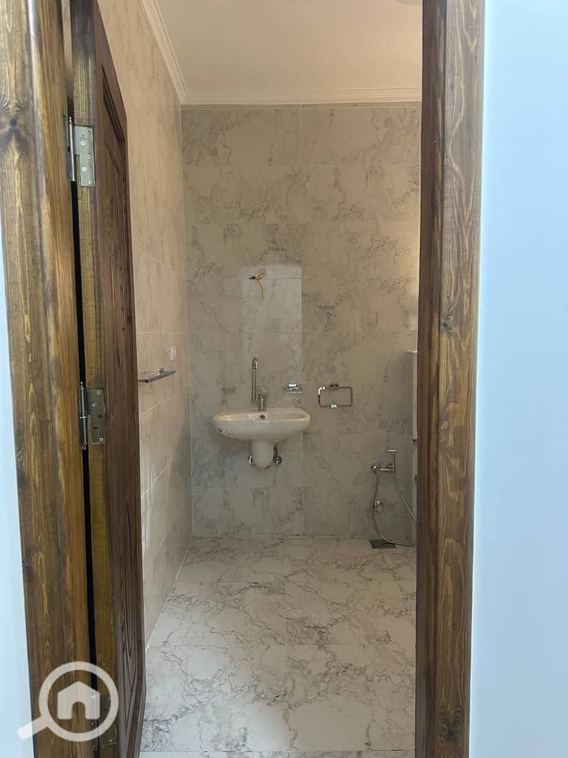 8 WhatsApp Image 2025-12-25 at 12.00. 31 PM (1). jpeg