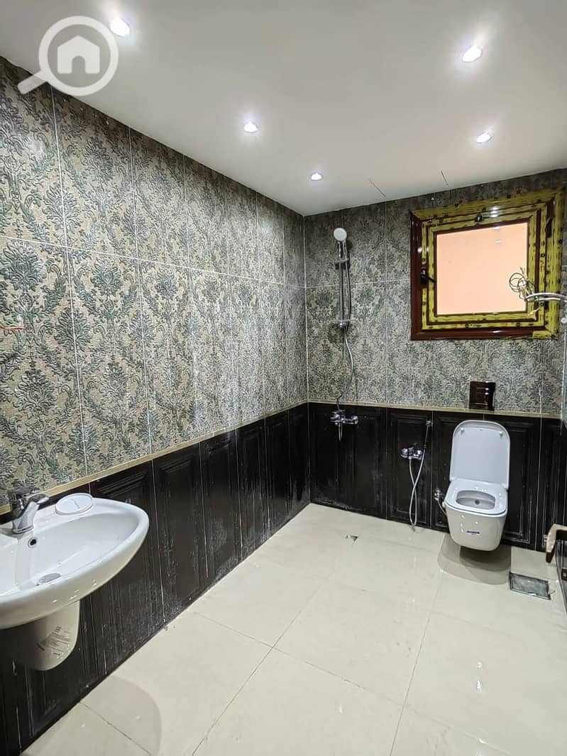 3 b2f654b6-aafc-4685-bf14-780fe2a25058. jpeg