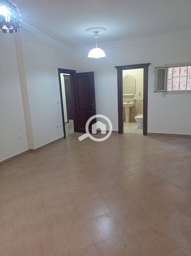 4 WhatsApp Image 2026-01-08 at 03.37. 42 (1). jpeg