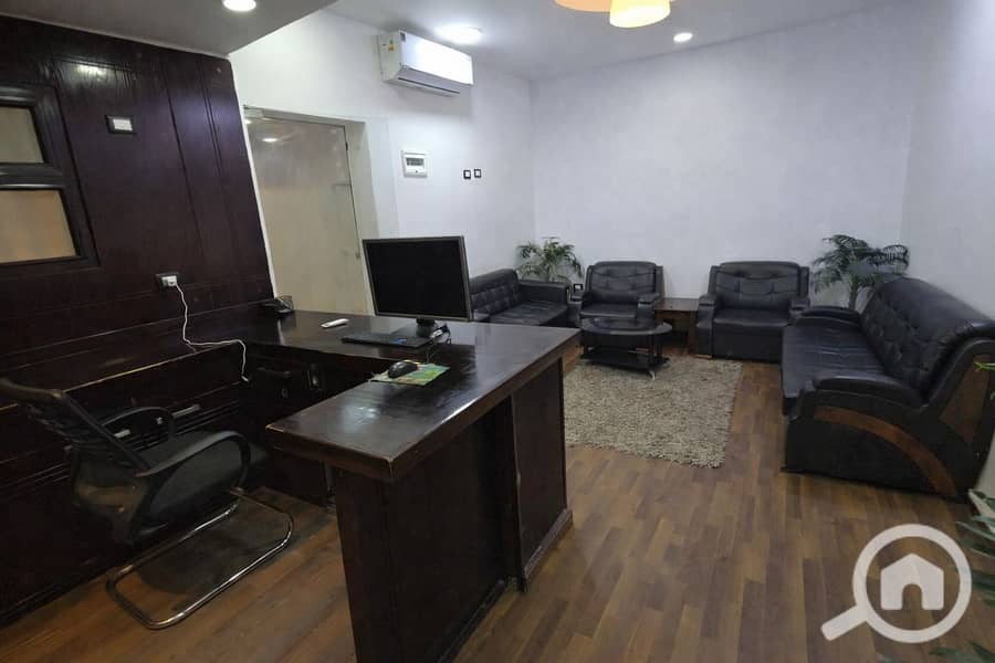 8 05B5B5E4-A07F-4739-AAF1-DBAFC695CE73. png