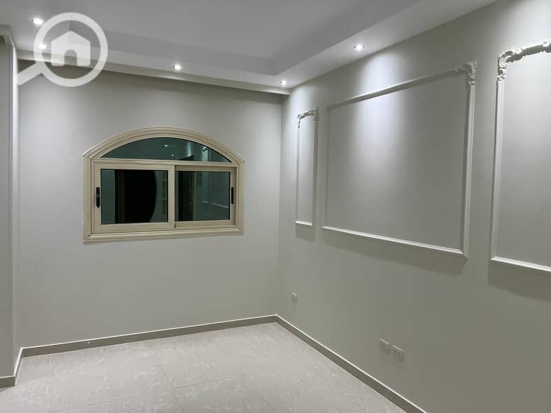 23 WhatsApp Image 2026-01-08 at 00.38. 10 (1). jpeg