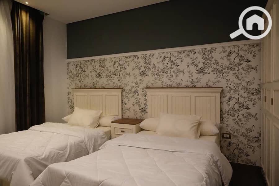 10 f631e5b8-f676-41e3-bf65-373e3a1b7410. jpeg