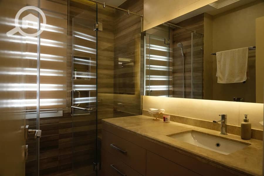 11 81ee3f24-f58f-4cfb-981a-1100281093e5. jpeg