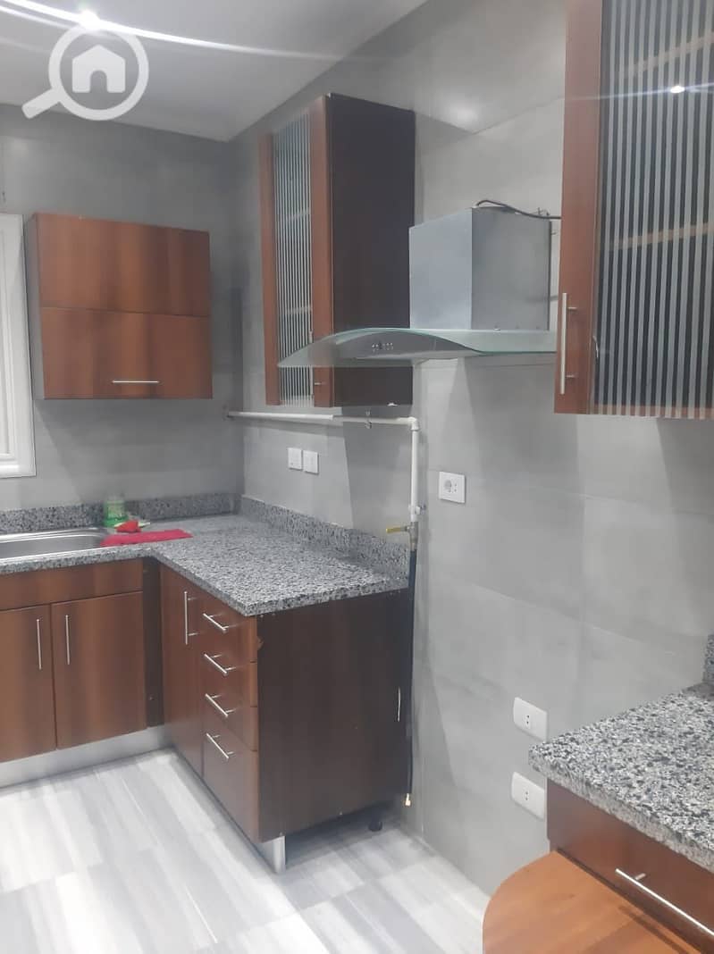 6 b5b29c97-8455-4a63-8ada-6e3186ce5de5. jpg