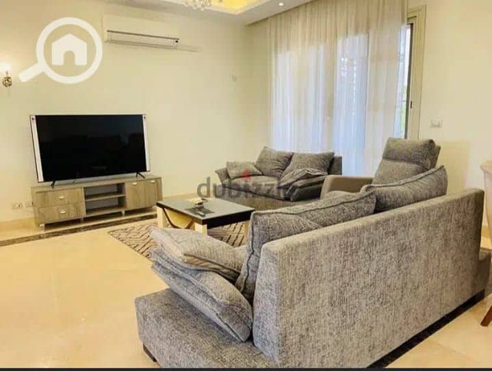 3 8a5bc3f0-03f6-44c8-8e28-947cdf64163d. jpg