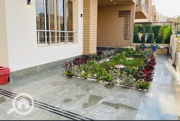 4 f0373c67-ad4d-4c9f-bd2e-21828697d345. jpg