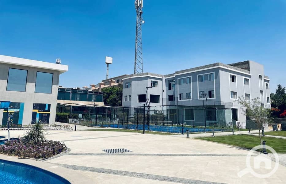 12 photo_5958719931937833208_y. jpg