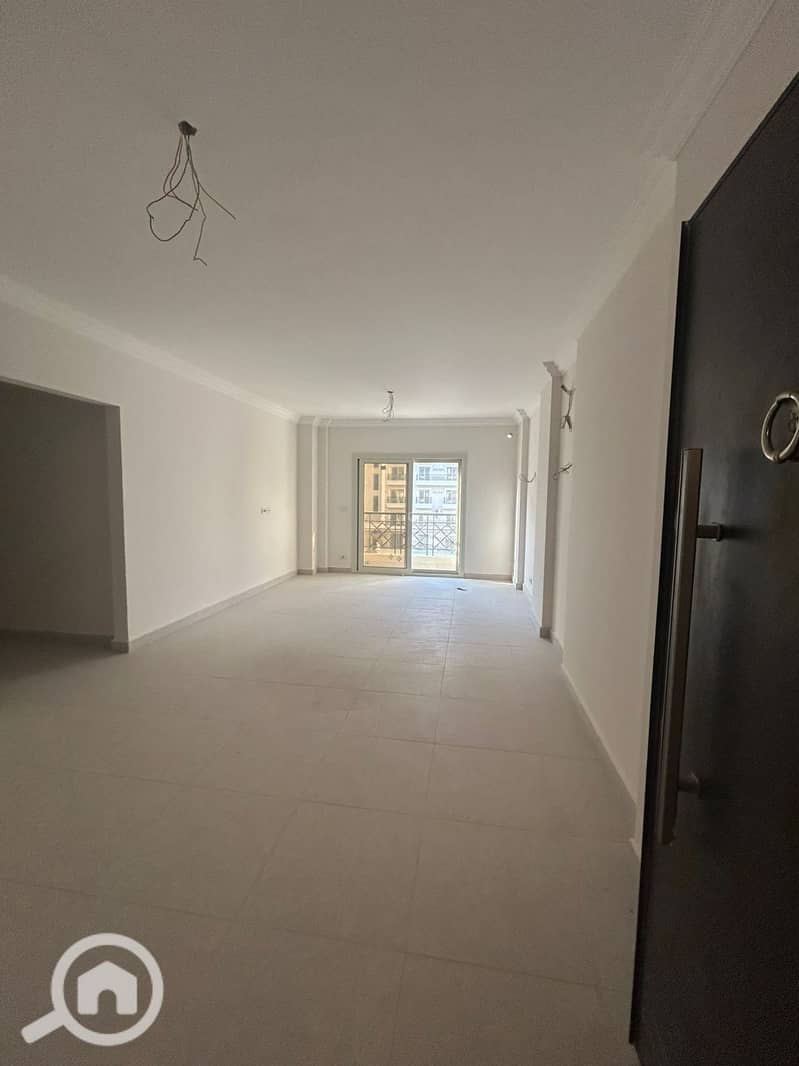 5 642e27e9-a7ec-4856-9d59-307ded0c1c16. jpg