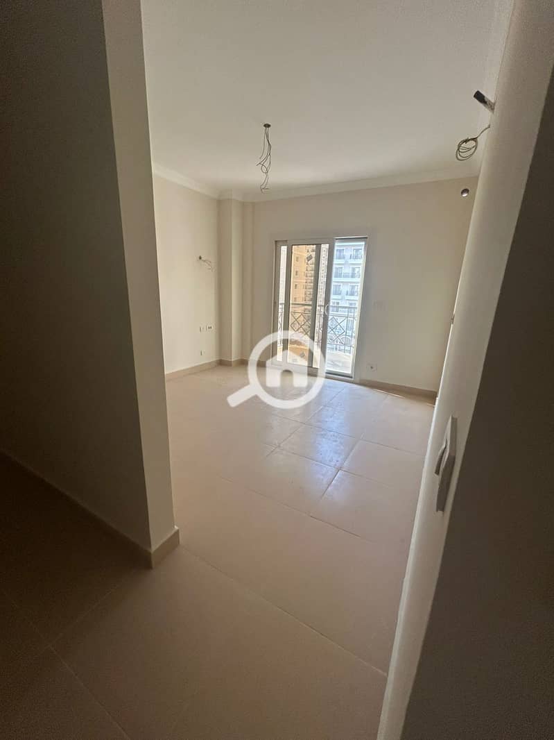 7 69c7943e-78ff-4547-a85d-7e7390f8ca01. jpg