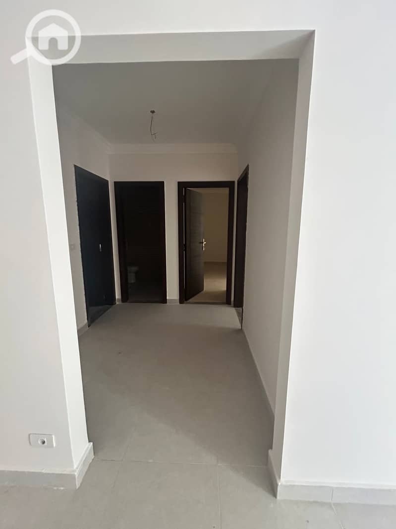 9 c1679ca7-f6aa-4168-82d3-8bbb51ae8213. jpg