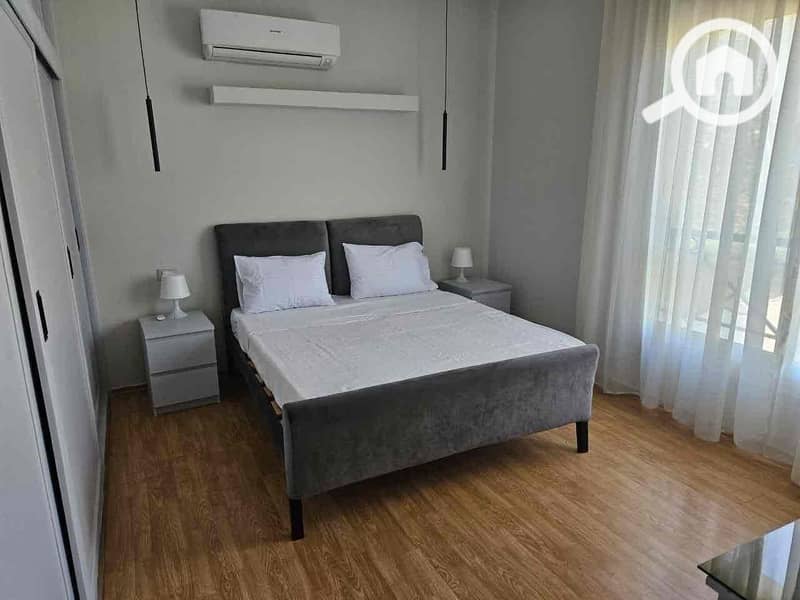 12 1a632f5d-0e16-45bb-8486-884d44d7a145. jpg