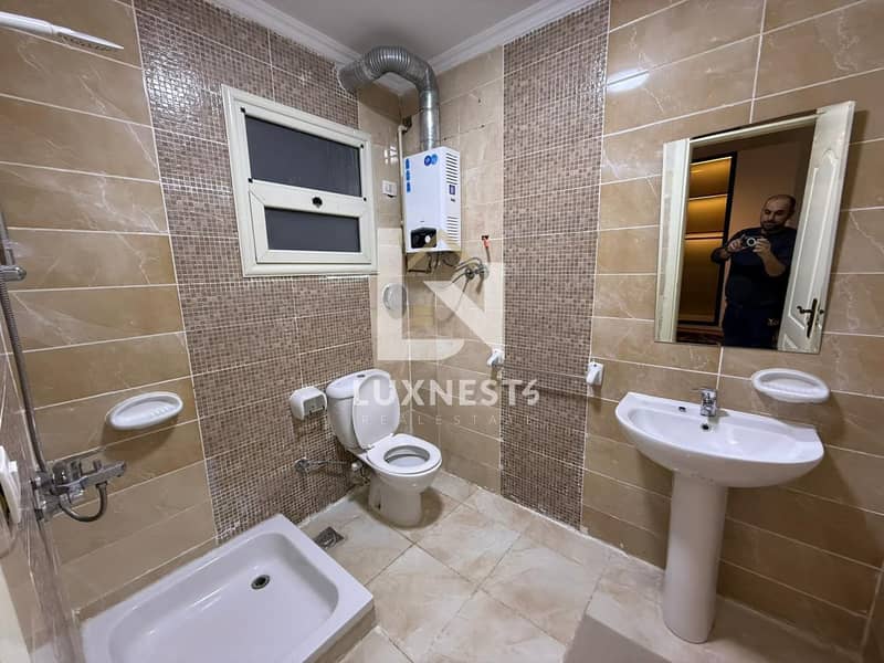 10 WhatsApp Image 2026-01-01 at 2.52. 10 PM. jpeg