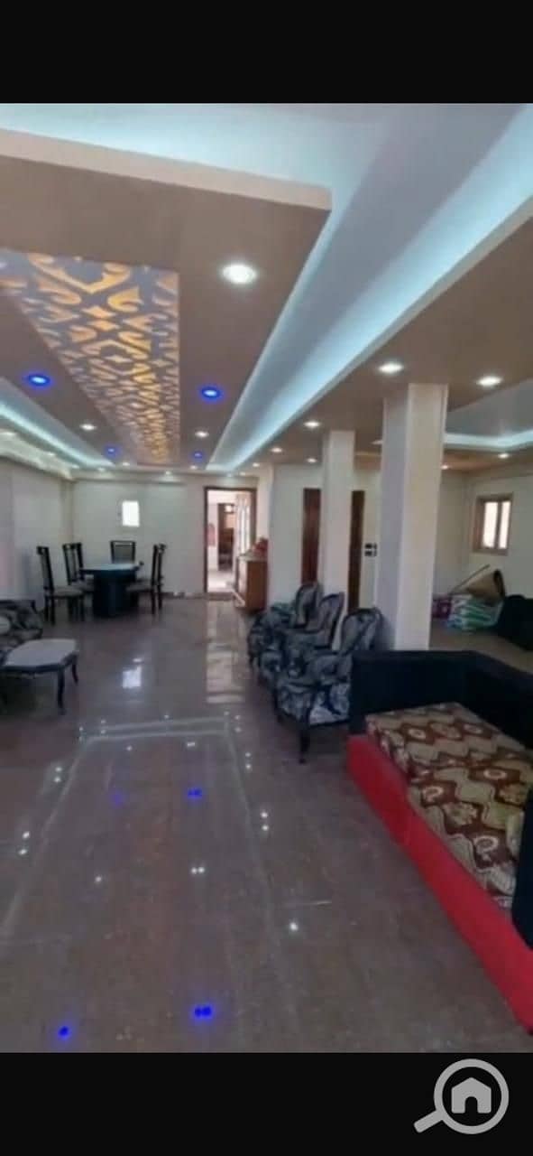 4 a261fea4-3beb-40bf-bf5c-709bf31e4a7d. jpg