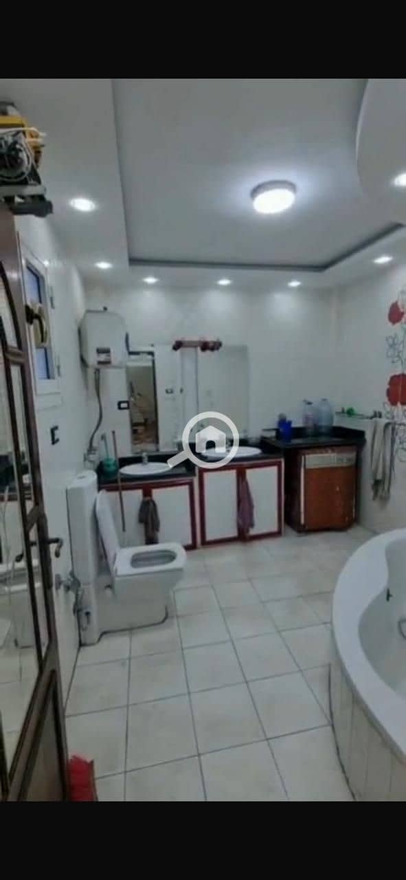 15 acd50621-0124-4ab2-a808-df34578baaeb. jpg