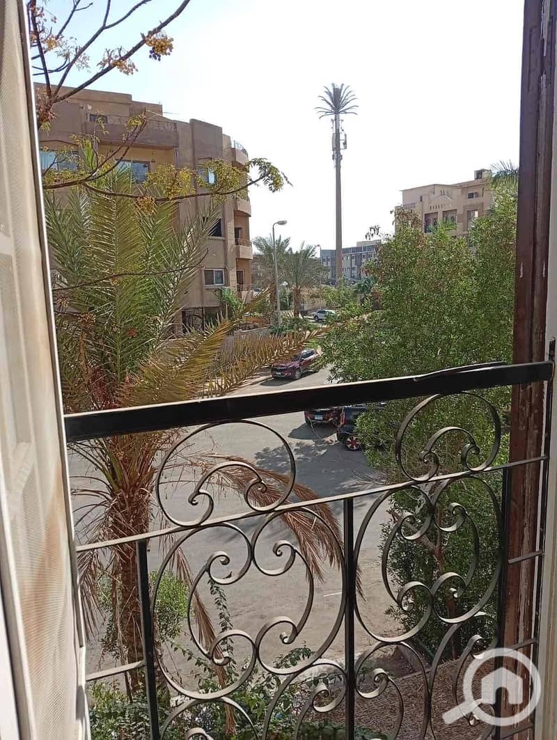 5 30b69786-4ce3-42e4-bcfe-91aa19a6e409. jpg