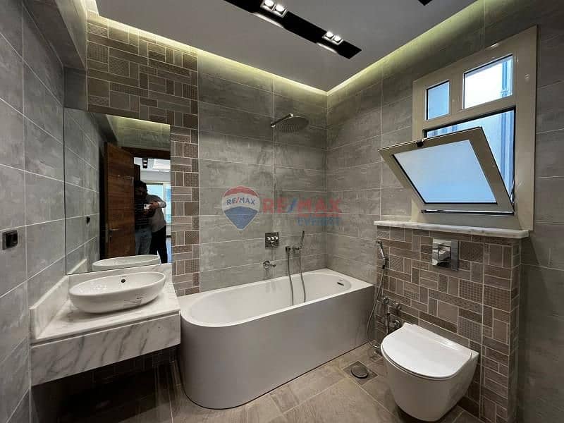 7 4bd7152f-f84f-482d-94cd-9a9b90a01255. jfif. jpg