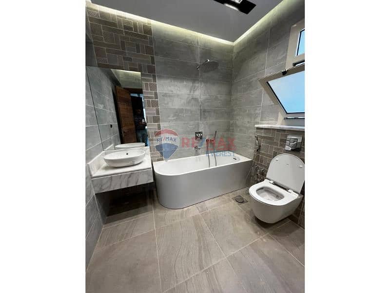 12 677e5a29-0216-423a-8ab1-a383c51de24d. jfif. jpg