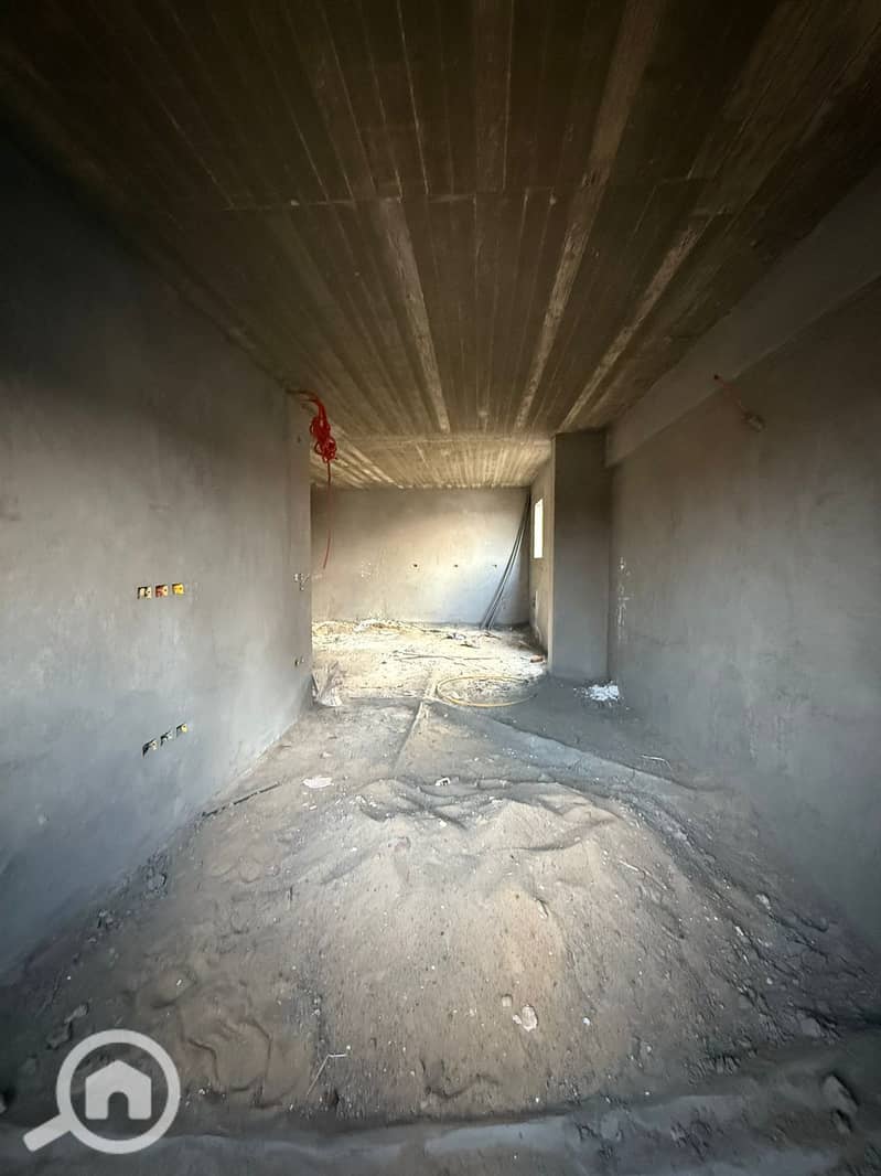 4 8ea291f1-324d-4ded-8dd3-ff1ddc9c6bba. jpeg