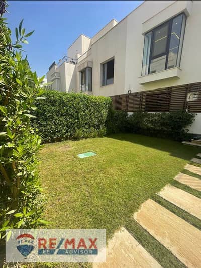 5 Bedroom Townhouse for Rent in Sheikh Zayed, Giza - WhatsApp Image 2026-01-08 at 8.32. 47 PM (3). jpg