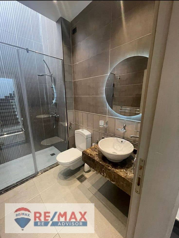 8 WhatsApp Image 2026-01-08 at 8.32. 45 PM (2). jpg