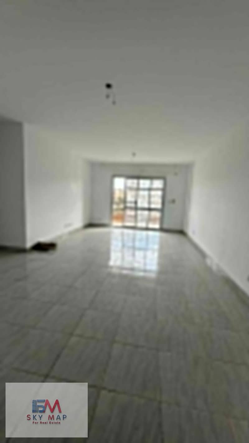 11 d0b01a76-76bd-4bb0-a35a-900e0a4c4710. jpeg