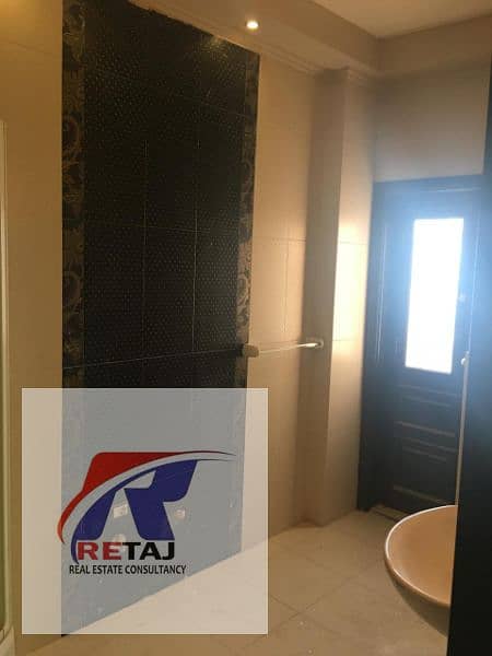 5 4f67a9be-d56b-467d-9a14-1e68424d28a6. jpg