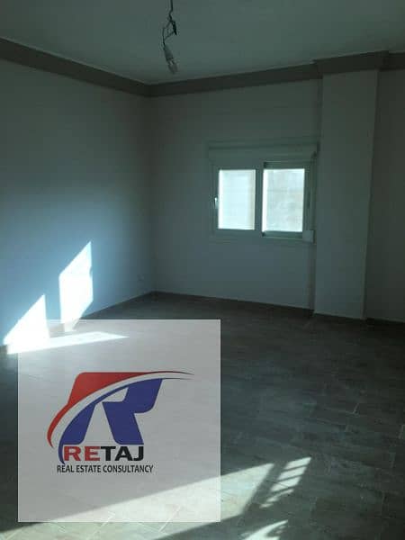 7 3272cd20-cb77-4b1a-a7f3-9dfb5c4938e3. jpg