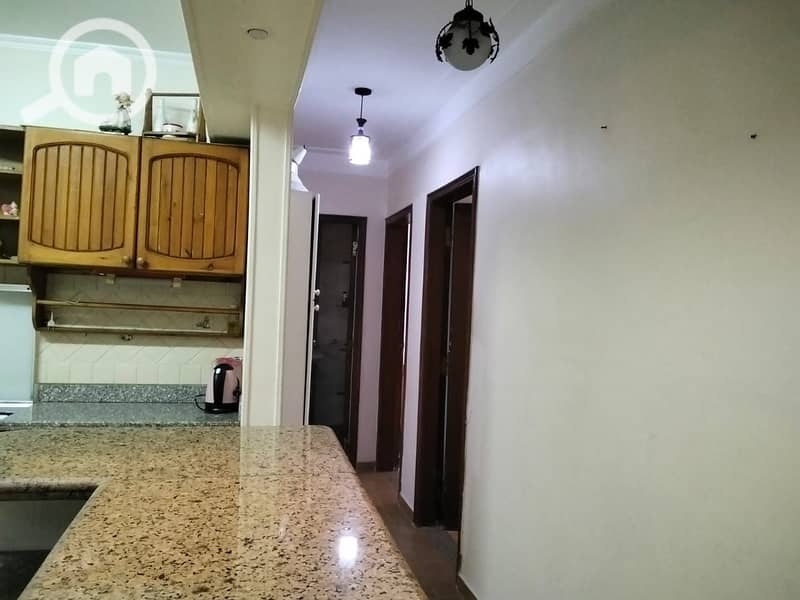 9 00b1b3d5-2fad-48b2-a033-4216d44fb600. jpg