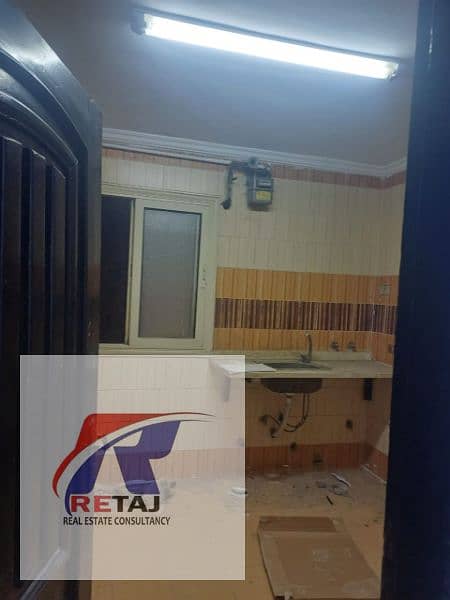 10 8f21db22-3232-4e0f-9e86-6c5fe909ef0d. jpg