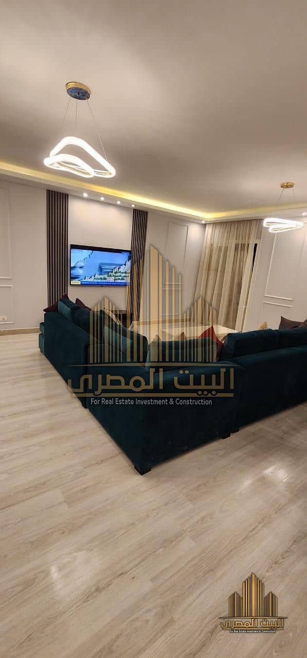 4 c890c273-6df3-4104-84d0-40d5492a1763. jpg