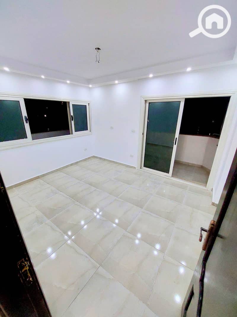 8 612036558_25686531087630640_2159814844406937696_n. jpg