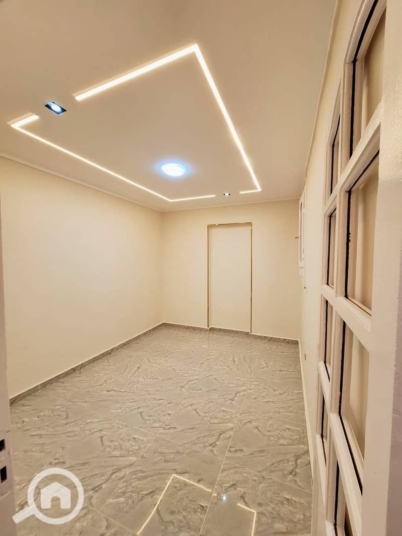 3 606434564_25632551246361958_6777174227204835576_n. jpg