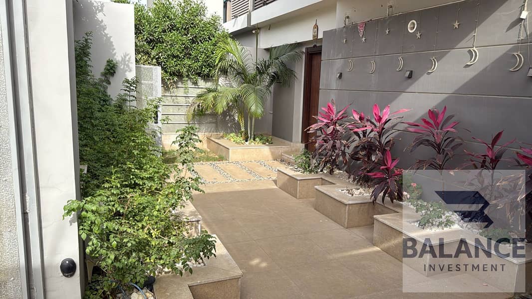 53 WhatsApp Image 2025-12-24 at 4.48. 20 PMdry. jpeg