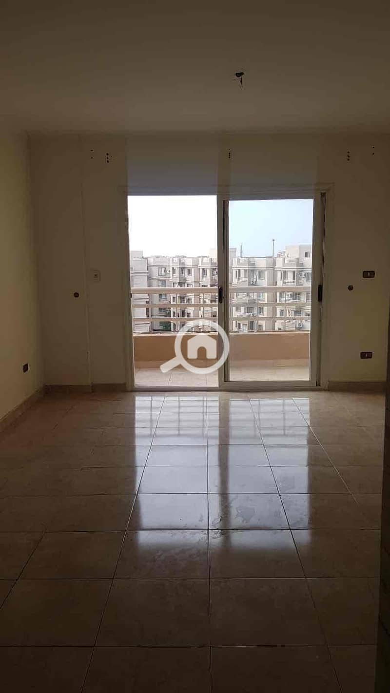 9 e567b760-d3e3-4b87-ba02-29000b06bb9b. jpg