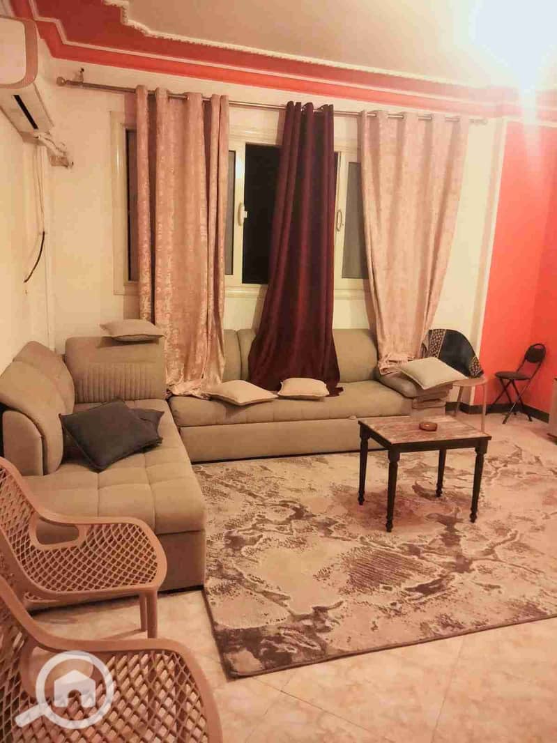 1000826473. jpg 1000826473. jpg