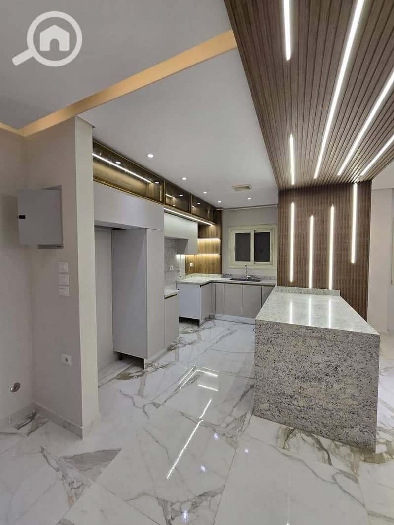 9 e3730890-1328-4b8e-80b8-25c260d883b8. jpeg