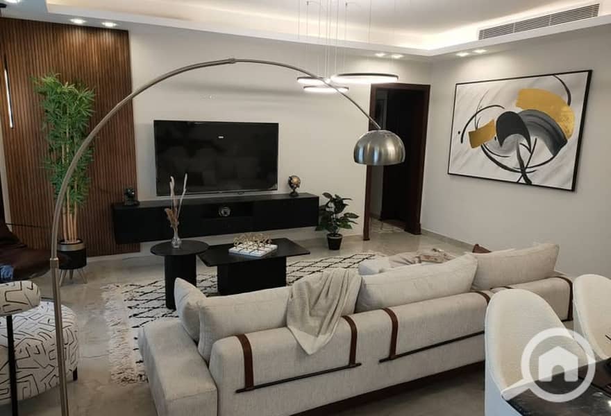 2 36c329c6-6efe-4cec-b90a-3c4aece3919c. jpeg