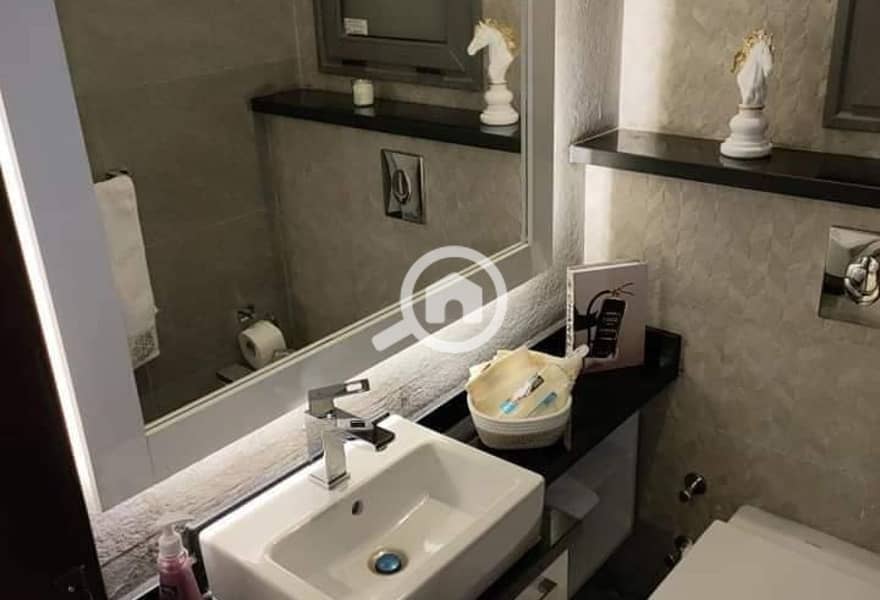 3 42f90224-fc13-4d0b-a651-1d6e64d2af94. jpeg