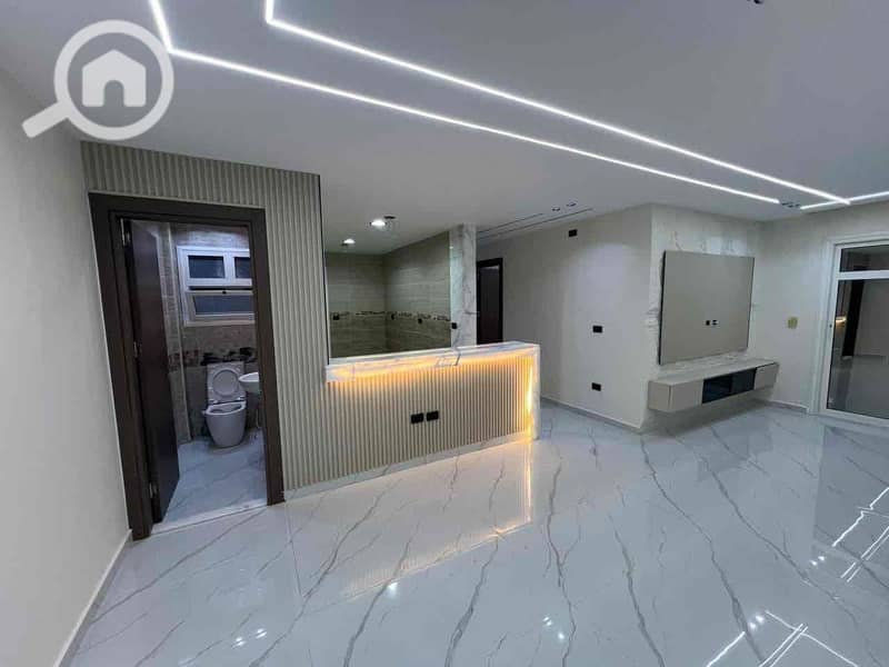 6 c09f6838-aeab-426c-8929-e1811c6473fa. jpg