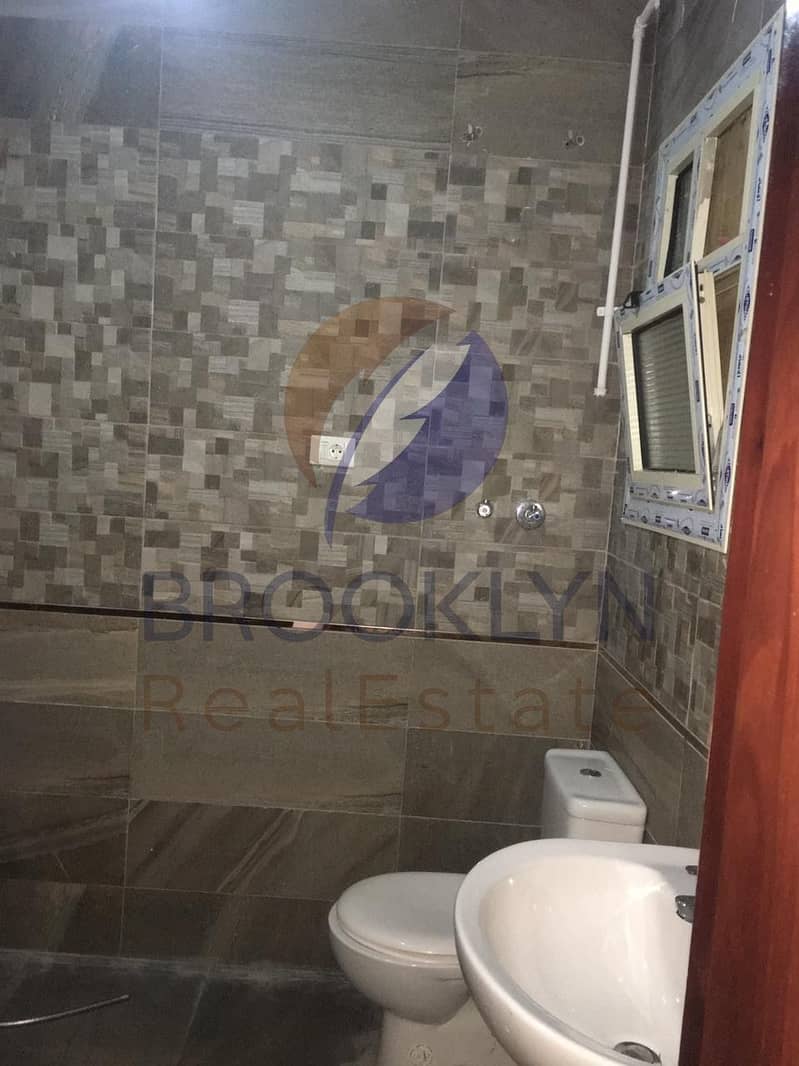 6 3124c947-1d58-4e1f-9adf-b8e16f36e700. jpeg